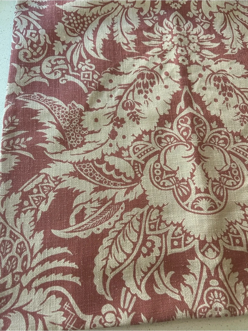 Set 2 Pottery Barn Zuri Damask Pillow Shams 22” x 22” NWOT